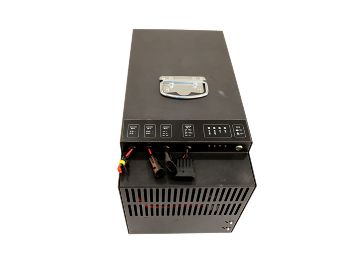 3000W 直流不间断电源（内置电池）DUP-202Q-IA03