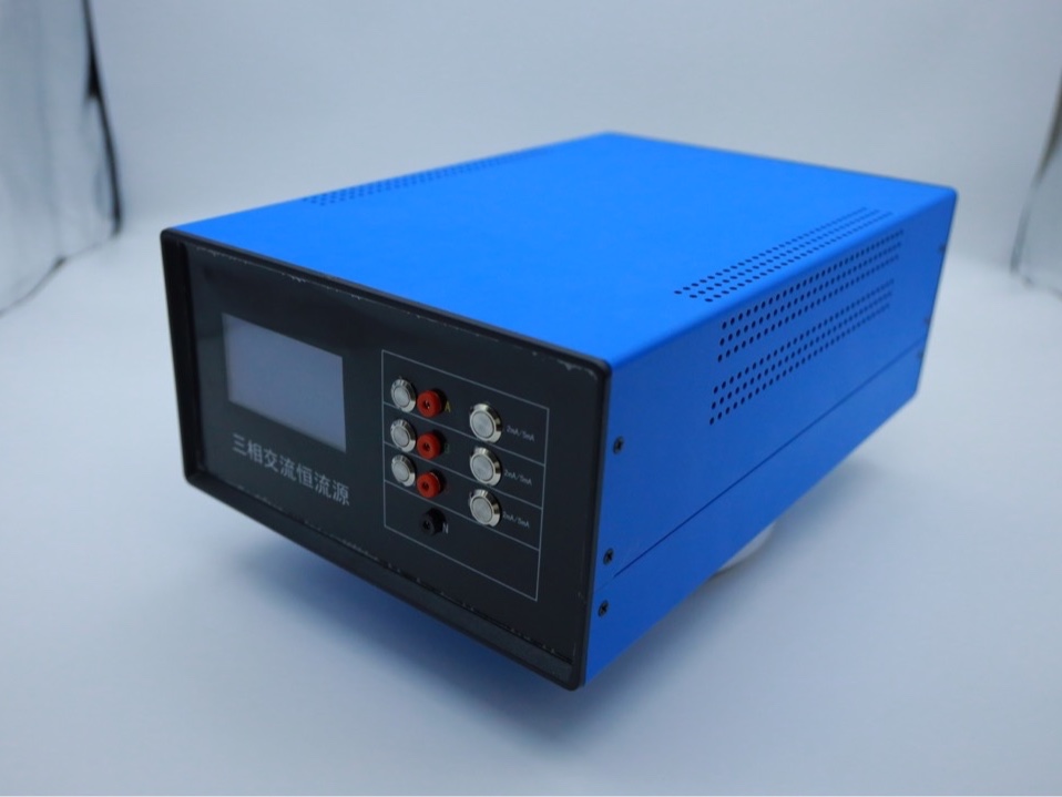 AAC-001L3-251交流恒流源