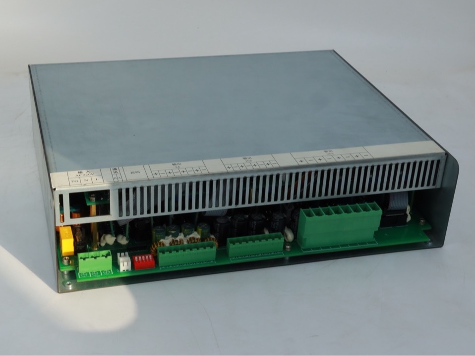 ADC-75112-208 程控多路恒流源