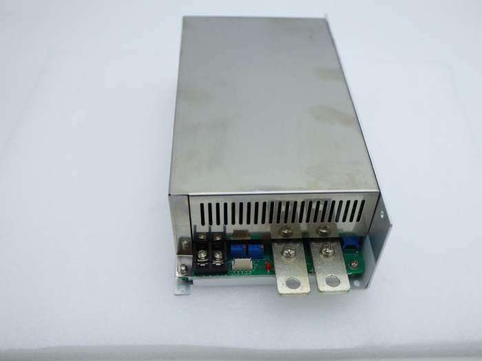 大电流交流恒流源