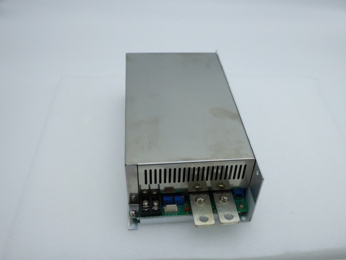 大电流交流恒流源